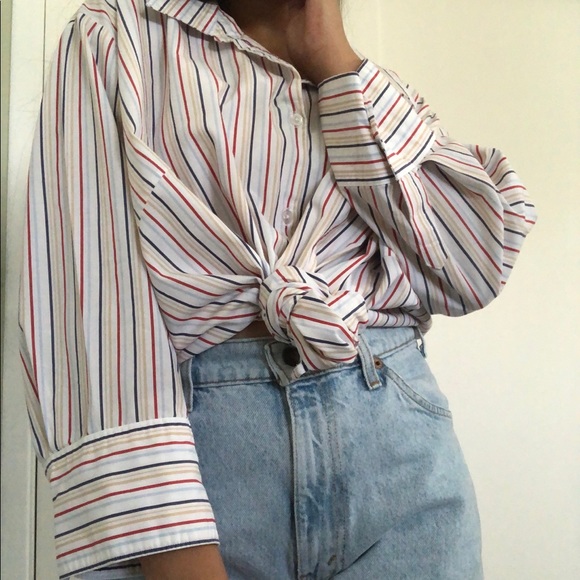 Oversized Multicolored Striped Button Up Top🔺 - Picture 2 of 7